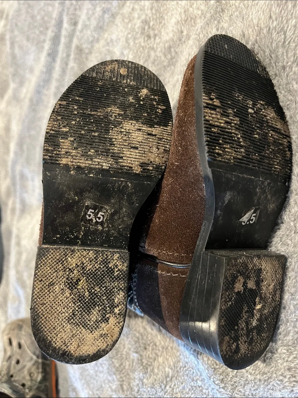 Masterson Boots (5.5) & Realtree Crocs (5) Bundle